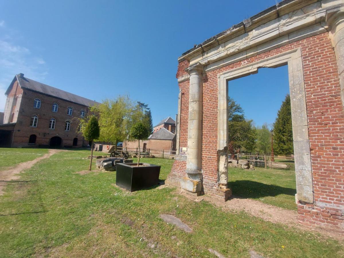 Bed and Breakfast Domaine De Senercy Sery-les-Mezieres Экстерьер фото